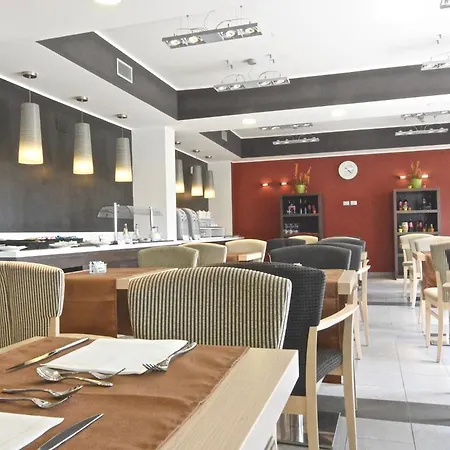 Hotel Express By Siracusa North 3*