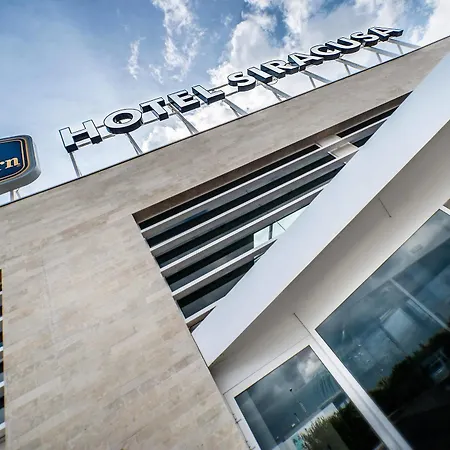 Express By Siracusa North 3*